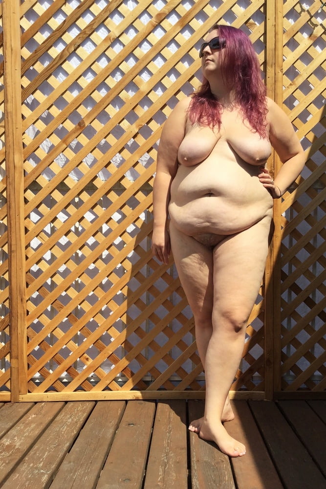 Cute young BBW nude outside