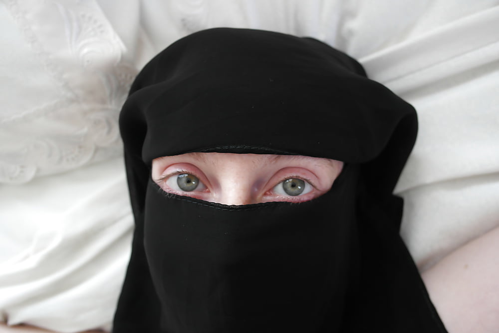Niqab girl in Stockings Tied spread Eagle