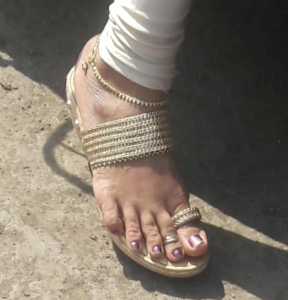 Sexy Indian Feet - Nude Porn Pictures
