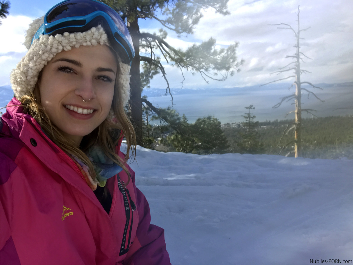 Preview photo for Snow Bunnies 3 - S1:E3