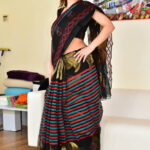 Indian MILF strips her saree and sells her pussy for money